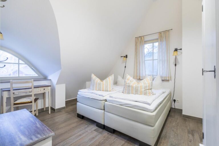 Schlafzimmer groß